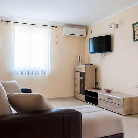 Apartment In - Insel Krk 13159